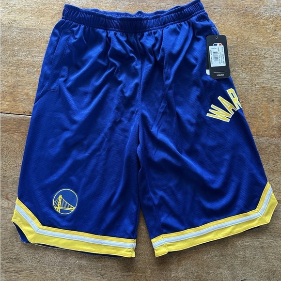NBA.com Store Youth XL Golden State Warriors Basketball Shorts NWT - Picture 1 of 4